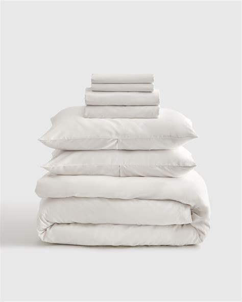 Quince Bedding Review: Sheets, Duvet, and Comforter