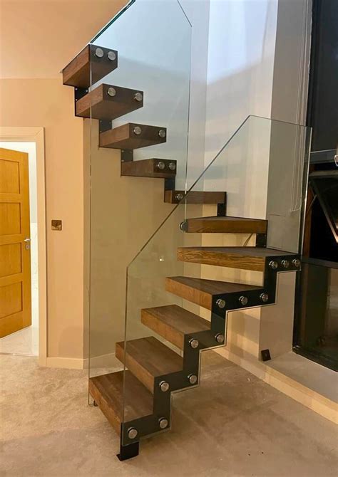 Space Saving Staircase (solid Oak Treads & Handrail, 12MM Glass ...