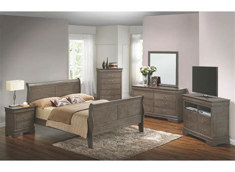 Rossie 4-pc. King Bedroom Set | Raymour & Flanigan