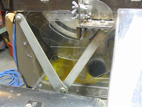 Router Table Dust Collection Using a Standard Shop-Vac 的图像结果