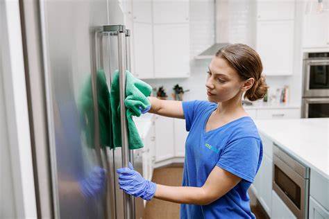 Maid Cleaning Service in Coral Gables | ecomaids of Greater Miami