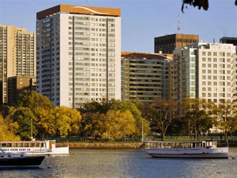55 Fruit St Boston MA | Zillow