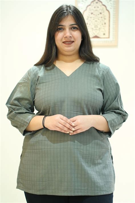 Olive Willow Self Checked Cotton Top - Apella