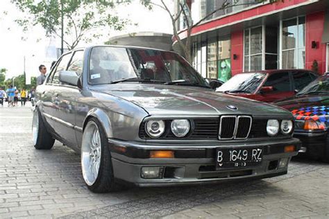 BMW 318i M40 Th.1990