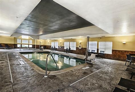 Residence Inn by Marriott Mt. Laurel at Bishop's Gate Pool Pictures ...