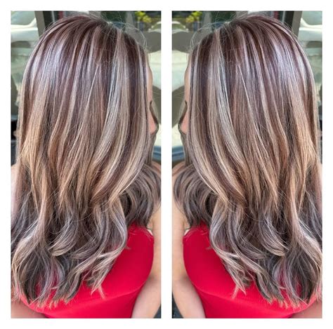 11 Platinum Blonde Highlights That Will Blind Your Haters