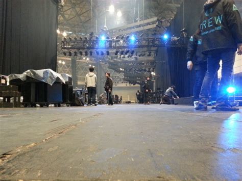 CDJこの1枚「EARTH STAGEの舞台袖」 (2015/02/19) JAPANフェス通信 ｜音楽情報サイトrockinon.com ...