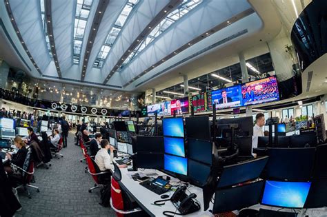 Russia shares higher at close of trade; MOEX Russia Index up 1.79%