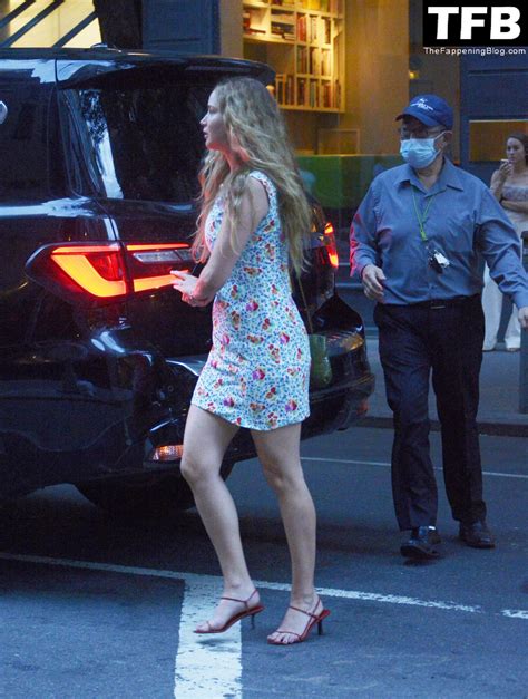 Jennifer Lawrence Cooke Maroney Head Out For A Date Night In NYC (28 Photos) | PinayFlixx Mega Leaks