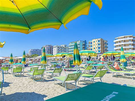 BRORA FAMILY VILLAGE (Lido Di Savio) - Hotel Reviews & Photos - Tripadvisor