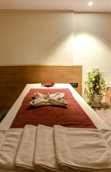 Summit Montana Suites & Spa, Mall Road | Hotels in Darjeeling