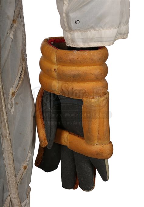 Alien Movie Space Suit 的图像结果