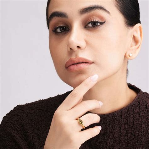 Olive Mist Marquise Elegance Ring – PALMONAS