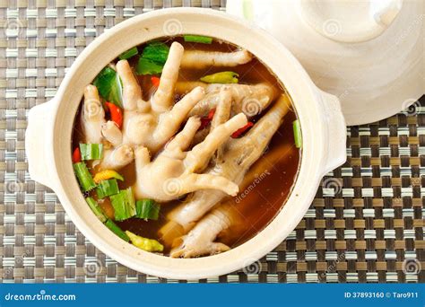 Easy Recipe: Yummy Chicken Leg Soup - Prudent Penny Pincher