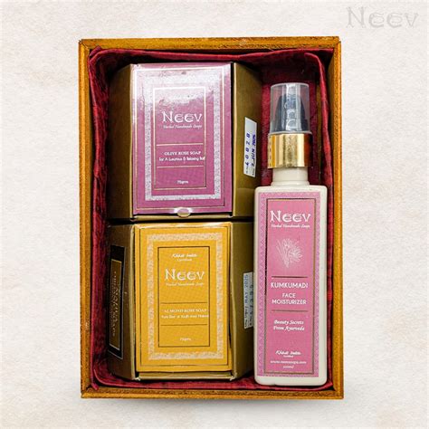 NEEV ROSE AYURVEDIC SKINCARE GIFT BOX | NATURAL GIFT SET FOR GLOWING S ...