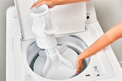 How to Remove Agitator From Washing Machine 的图像结果