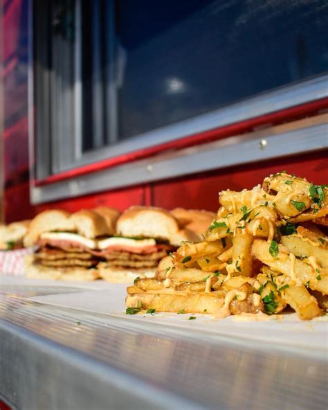 Paisani Food Truck - Boston - Roaming Hunger