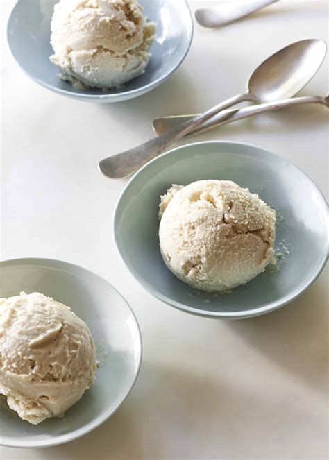 Vegan Vanilla Ice Cream - The Blender Girl