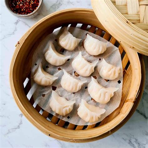 Har gow (crystal shrimp dumplings) story - Casually Peckish