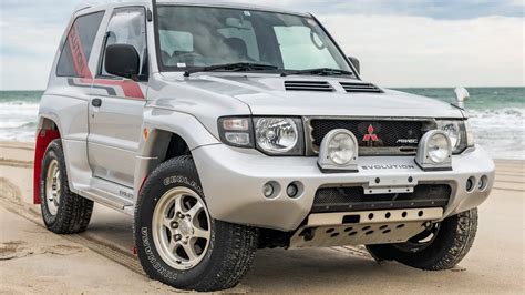 Mitsubishi Pajero Evolution Market - CLASSIC.COM
