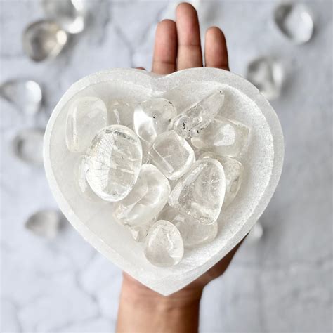 Clear Quartz Tumble Stone – The Trivia Store