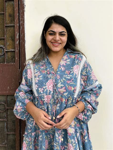 Hiya Tiered Short Dress with Lace Detailing and Collar – Kasaa Hues