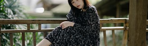 Download wallpaper girl, model, Asian, section girls in resolution 2880x900
