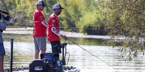 DeFoe/Montgomery and Ashley/Scroggins advance after Elimination Round ...