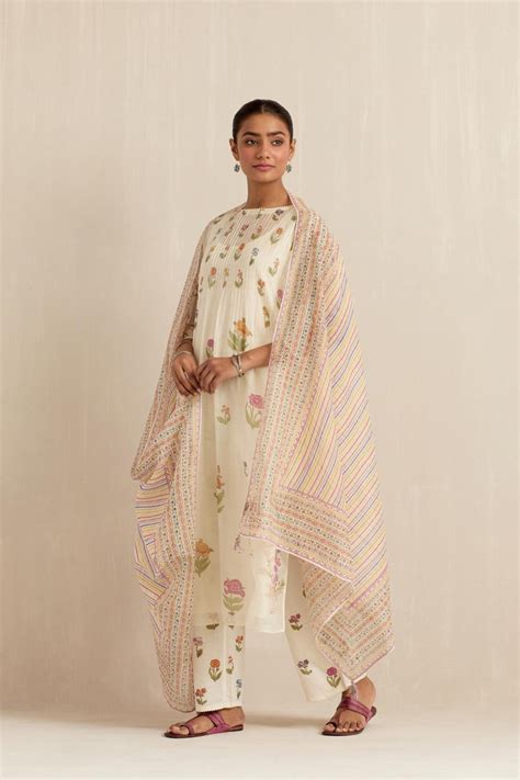 Off white cotton chanderi hand block printed kurta set with pin tucks ...