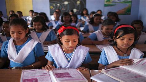 School students in Odisha to get shoes along with uniform