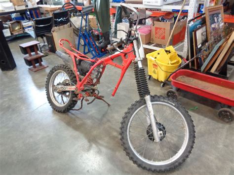 DIRT BIKE FRAME 1983 HONDA - Big Valley Auction