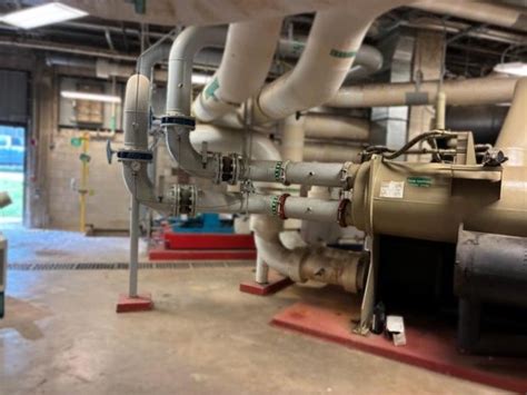 Trane Hermetic Centrifugal Liquid Chiller 347 Tons – CVHF770 in Ohio, USA