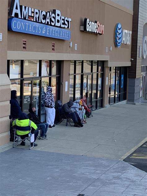 My local GameStop current time in PA. : r/XboxSeriesX