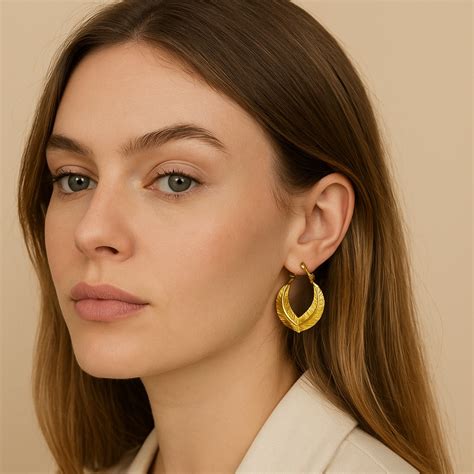 Gold Leaf Hoop Earrings – Elegant Leaf Design Jewelry