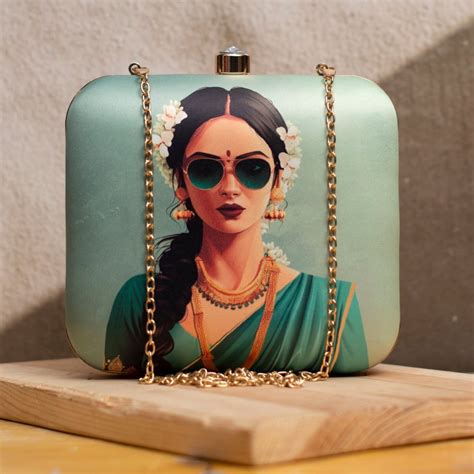 Desi Woman Portrait Clutch - Artklim