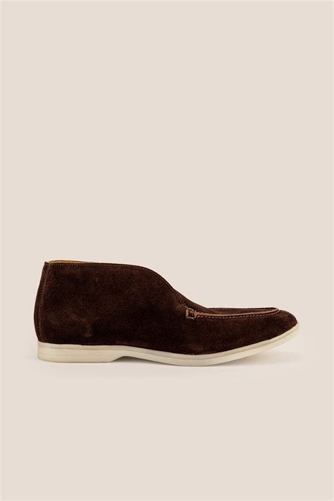 Oswin Hyde: Damien Caribou Suede Lace Free Chukka Boots