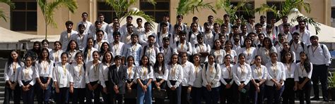 Student Clubs – Explore & Engage in Extracurriculars