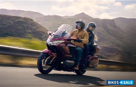 Honda Gold Wing Tour 50th Anniversary Edition price, specs, mileage ...