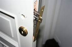 come cambiare serratura porta sistemi di isolamento termico agosto 2015 come cambiare serratura porta sistemi di isolamento termico agosto 2015