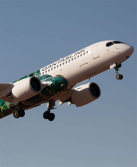 Qantas A220 Business Class 的图像结果