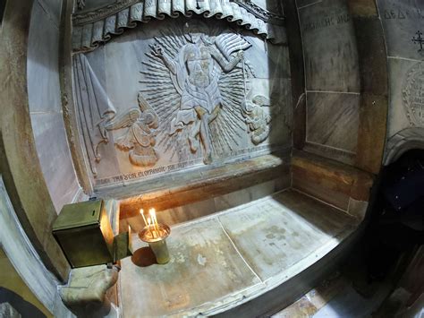 Opening of Jesus Christ's tomb for first time in 500 years leads to new ...