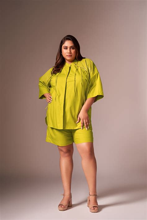 MADDER TASSEL SET – Neeti and Mudita