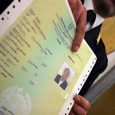 permesso di soggiorno ue rifugiati e migranti non si paga pi 249 per la carta di permesso di soggiorno ue rifugiati e migranti non si paga pi 249 per la carta di