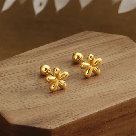 Classic Stud Earrings - RAMAYA