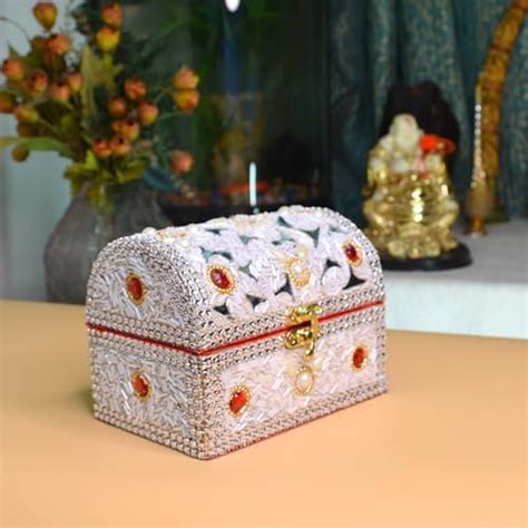 Shri Shri Handicraft Beads Work Jewellery Box (White) Jewelry Boxes ...