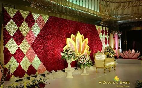 35+ Flower Wall Decoration Ideas to Instantly Elevate Any Celebration