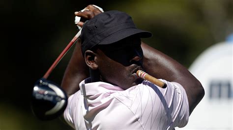 Michael Jordan golf course delivers food and beer from, of course, the Air