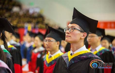 原创组图 | 海南大学举行2019届毕业典礼暨学位授予仪式-新闻中心-南海网