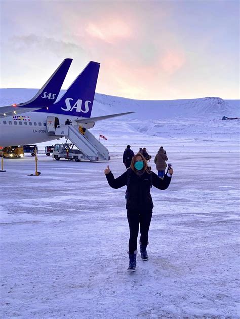 What to Wear on a Plane | Best Pants & Outfit Tips