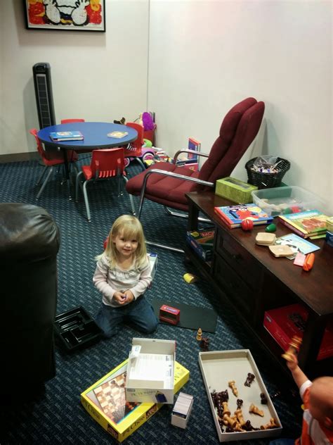 USO Review - Chicago - O'Hare Airport - Military Deals